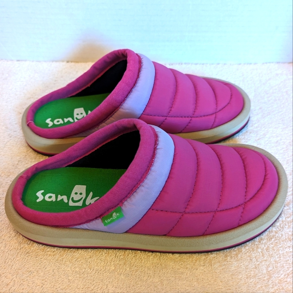 Sanuck Lil Puffer Low Slides Slippers Slip On 1104011 Pink Kids Size 3.